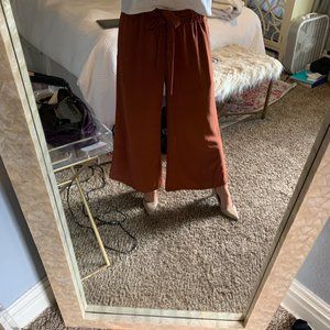 Boutique Wide Legged Pants
